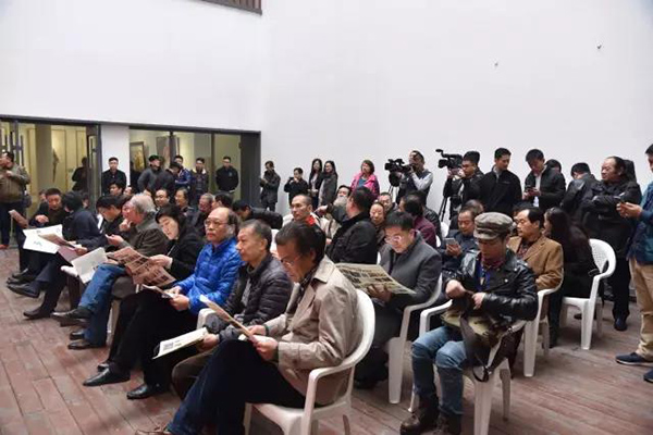 国家艺术基金2015年太阳集团tcy8722度传播交流推广资助项目——“新沂蒙”美术作品展(潍坊站)隆重开幕