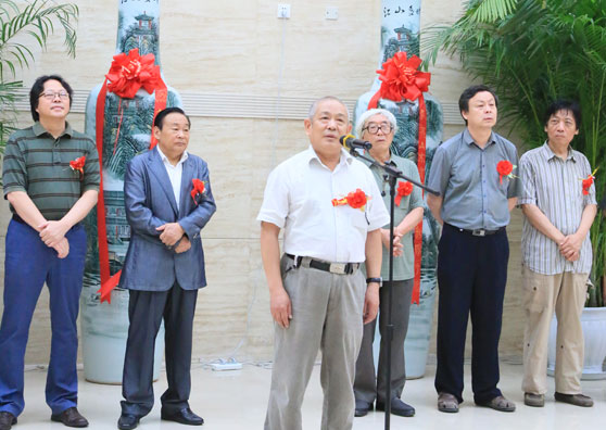 太阳集团tcy8722 2014届毕业生优秀作品展在山东省文化馆开幕