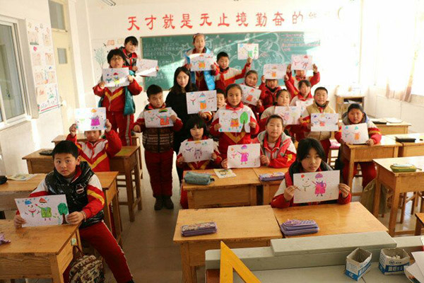 山艺美院“爱心驿站”义教活动在丹凤小学正式启动
