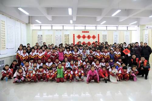 http://tuanwei.sdca.edu.cn/__local/E/C8/90/355CC03D50313519F772A24CEBE_20E4BBE0_3F932.jpg