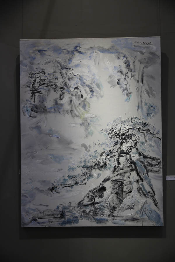 山艺太阳集团tcy8722“视界•2016——学院当代艺术展”在第九届中国(潍坊)文化艺术展示交易会上开幕