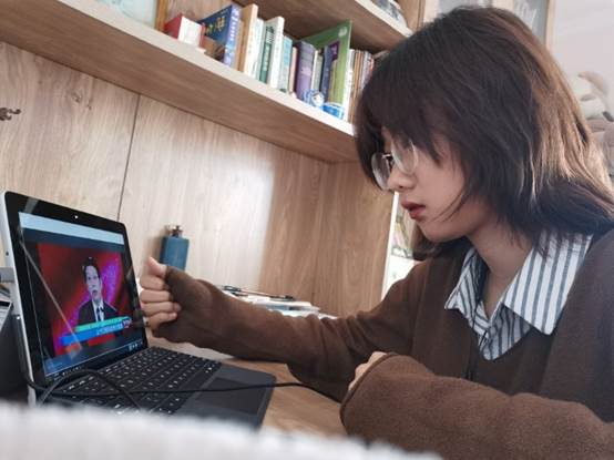 19绘5张晓曼
